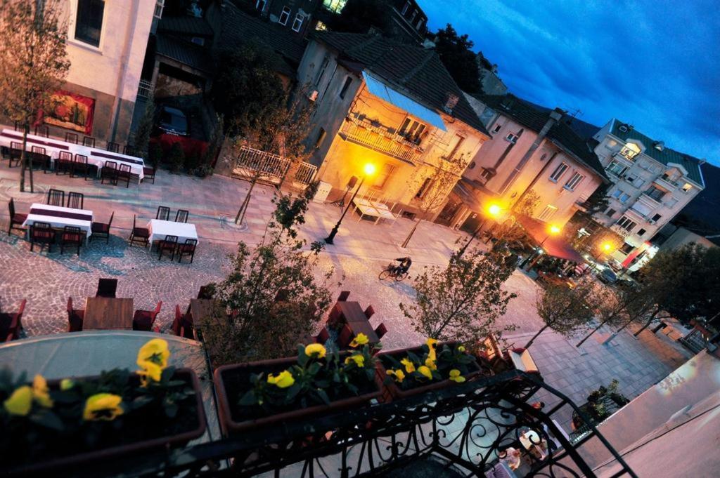 Guest House Sani Skopje Buitenkant foto